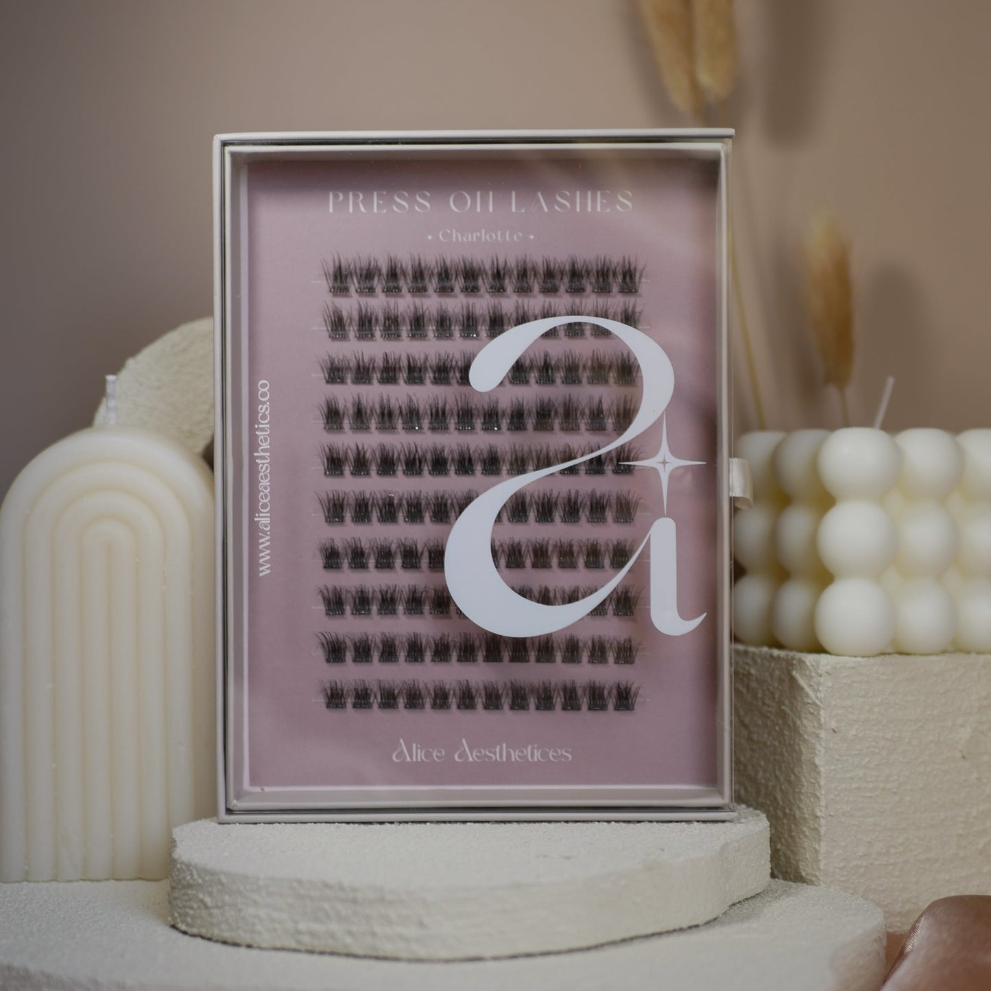 CHARLOTTE - Press On Lashes